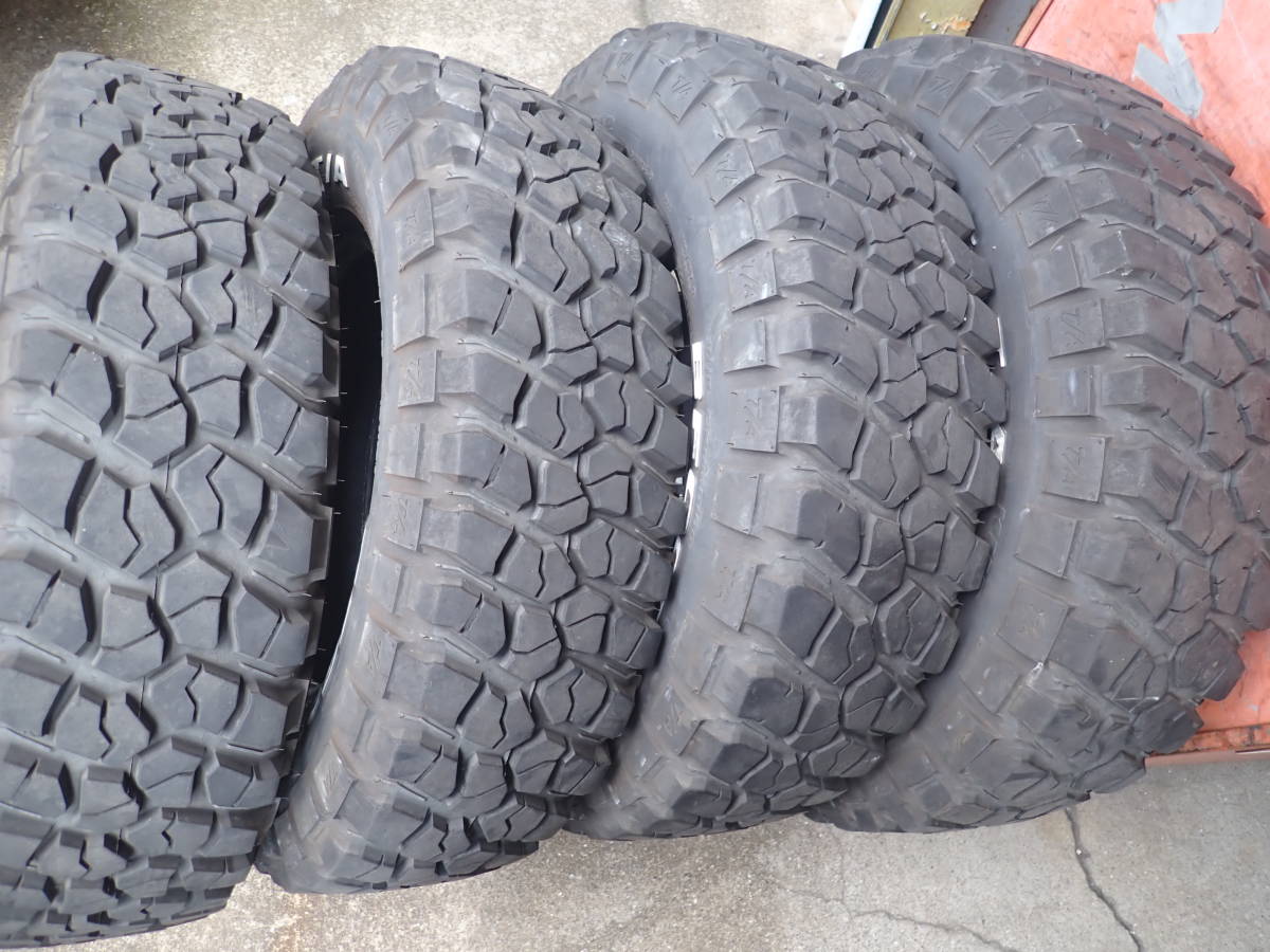 ②ジムニーに、BFグッドリッチ マッドテレーン 225/75R16 ホワイト  