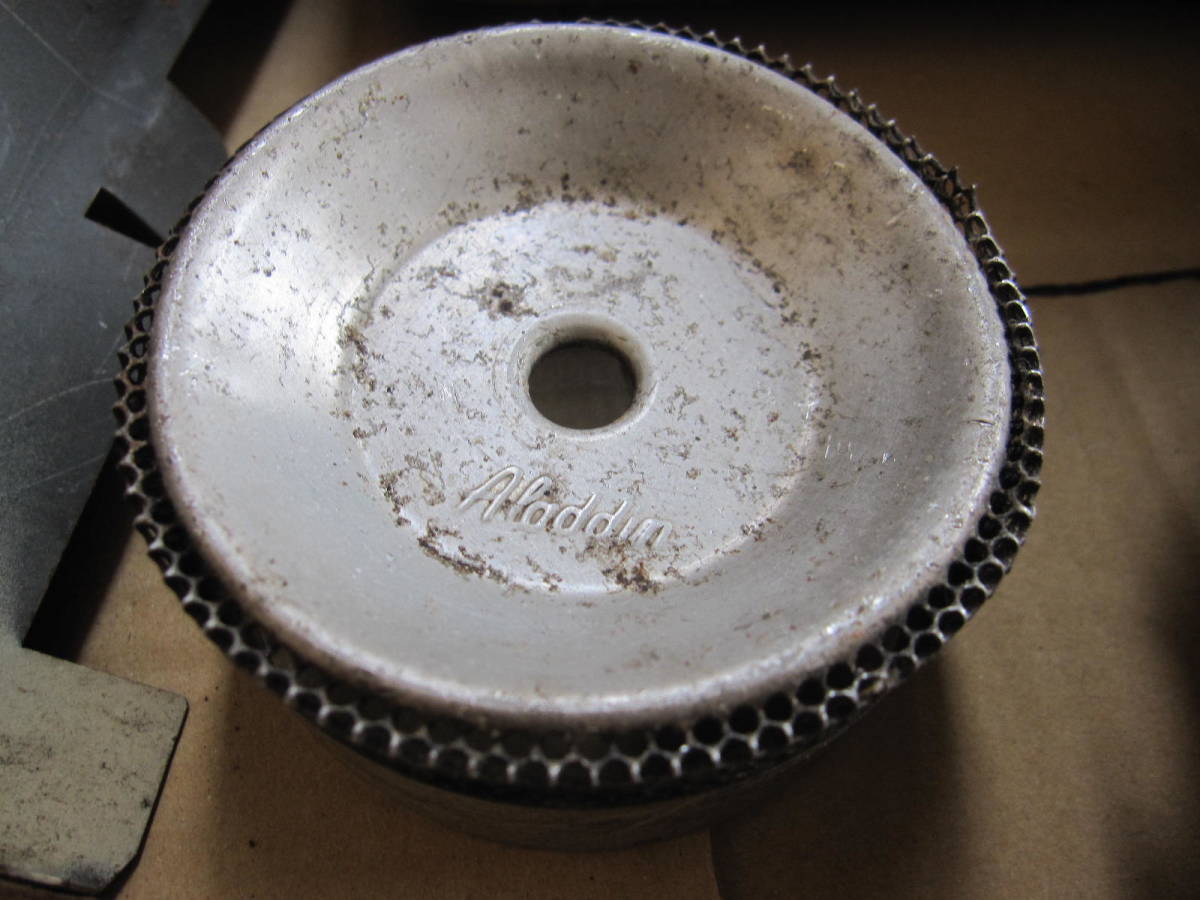 当時物 Aladdin アラジンストーブ パーツ 部品まとめて ブルーフレーム アンティーク 昭和レトロ 石油ストーブ 売買されたオークション情報 Yahooの商品情報をアーカイブ公開 オークファン Aucfan Com