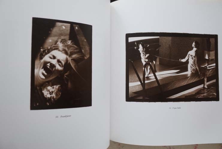 | - Moon Sarah &frasl; 巡りゆく日々 nostos books サラ・ムーン写真集 Yahoo!オークション 世界的写真家サラ・ムーンのカラー写真のみを纏めた初の写真集 「サラムーン展」本、雑誌の落札相場・落札価格 ムーン写真展 小宮山書店 l'autre サラムーン写真集