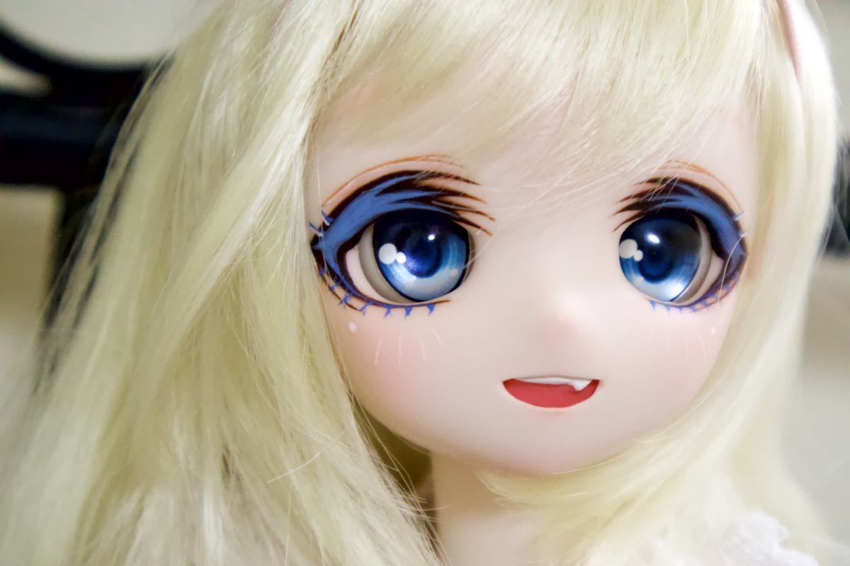 カスタムヘッド セミホワイト肌 DDH-01 セミホワイト肌＋レジンアイ 