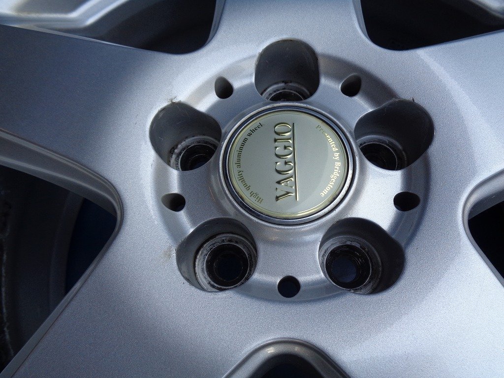 VAGGIO ブリヂストン BRIDGESTONE 16インチ 5H-100PCD +48 社外ホイール 15×6J 4本 フォレスター 6.5J5HPCD100+48 0 NS5 15×6.5J(+48)100&frasl;114.3-5HM ホイールの値段と価格推移は？｜1件の売買データからVAGGIO 6J+