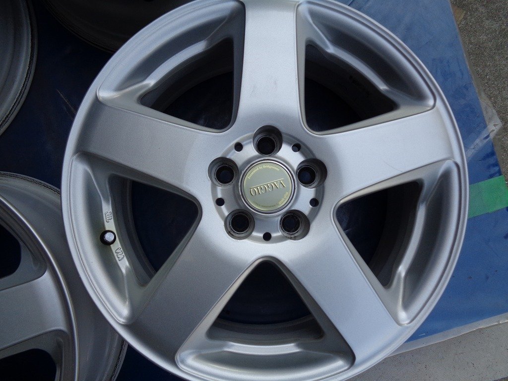 VAGGIO ブリヂストン BRIDGESTONE 16インチ 5H-100PCD +48 社外ホイール 15×6J 4本 フォレスター 6.5J5HPCD100+48 0 NS5 15×6.5J(+48)100&frasl;114.3-5HM ホイールの値段と価格推移は？｜1件の売買データからVAGGIO 6J+