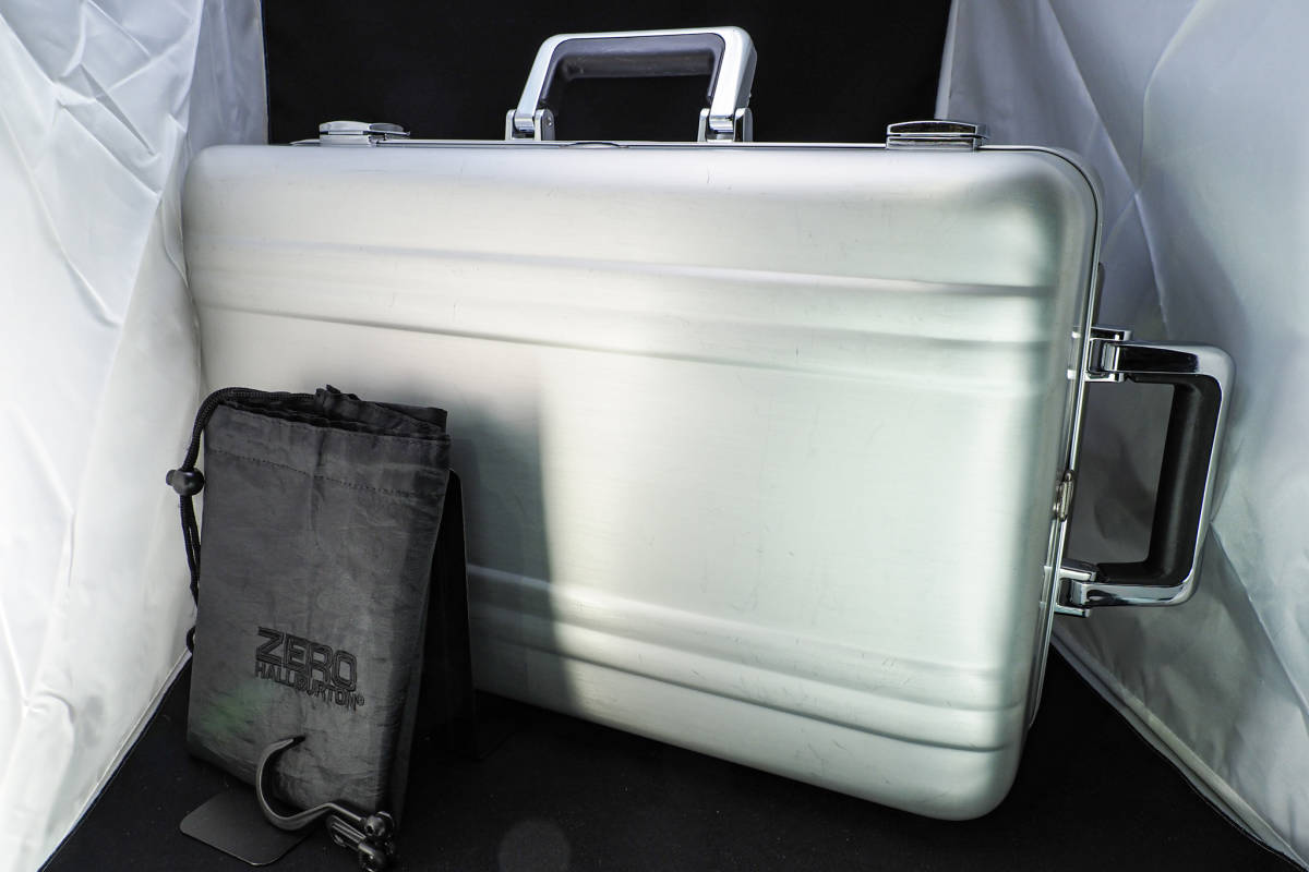 ✨美品✨ スーツケース 4輪 機内持ち込み レア 超 伊勢丹メンズ店 ゼロハリバートン アルミニウム キャリーオン