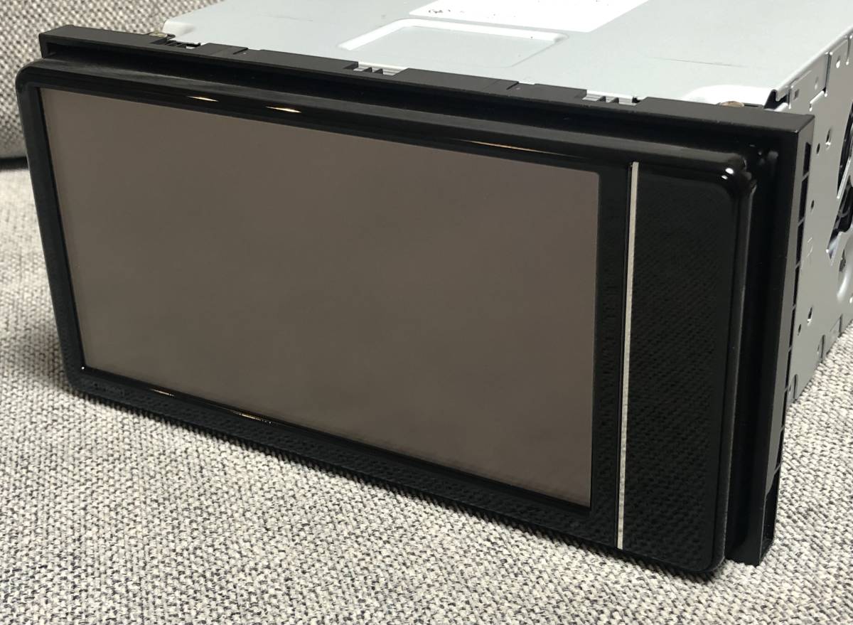 トヨタ純正メモリーナビ NSZT-W68T 最新2021年秋版地図 新品純正 トヨタ純正メモリーナビ NSZT-W68T 最新2021年秋版地図 新品純正