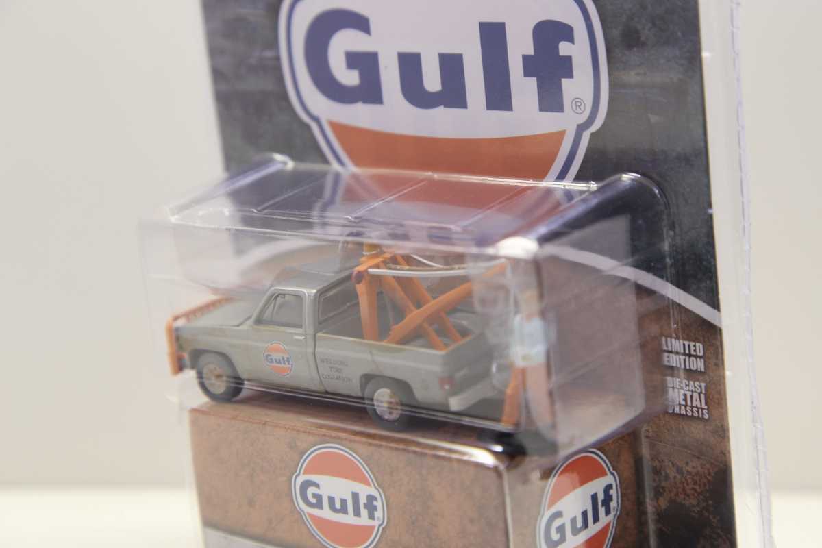 【チェイス・シークレット】Mijo特注 グリーンライト 1/64 1987 GMC シエラ K2500 トウトラック ブルー ガルフ フィギュア付 43Ai80