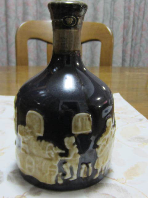 ウイスキー ザ サントリー 有田焼 760ml 陶器ボトル 0 ◇1円～ 750ml