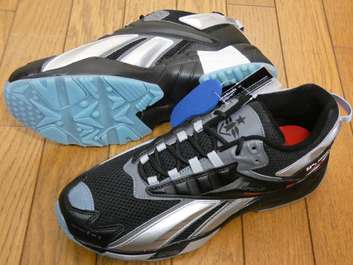 Reebok x ULTRAMAN ウルトラマン FW6031 INTV｜メンズ