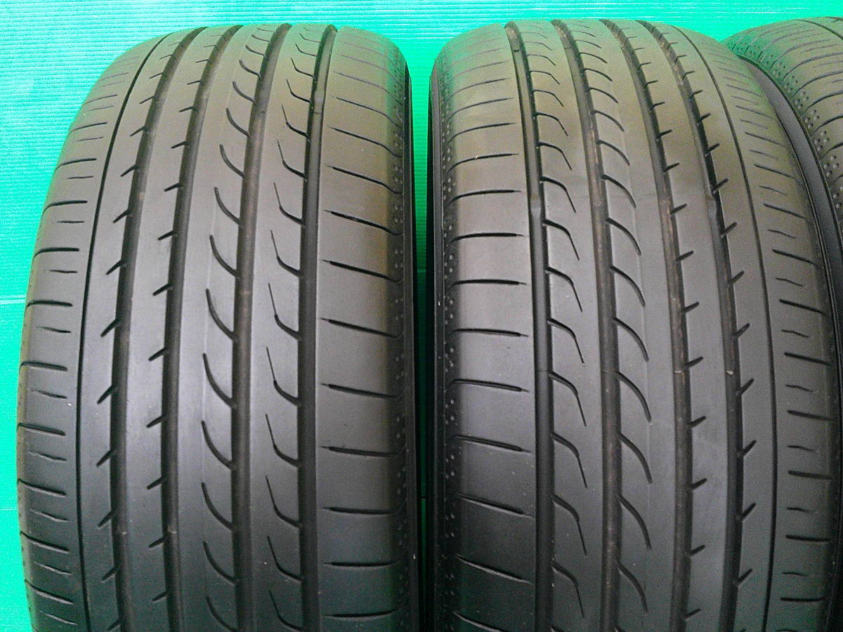BluEarth RV-02 | 215&frasl;55R17 YOKOHAMA 215&frasl;55 BluErth RV-02、2021年 Yokohama R17、YOKOHAMA ヨコハマ - 94V 車＆バイク BluEarth-RV 中古タイヤ