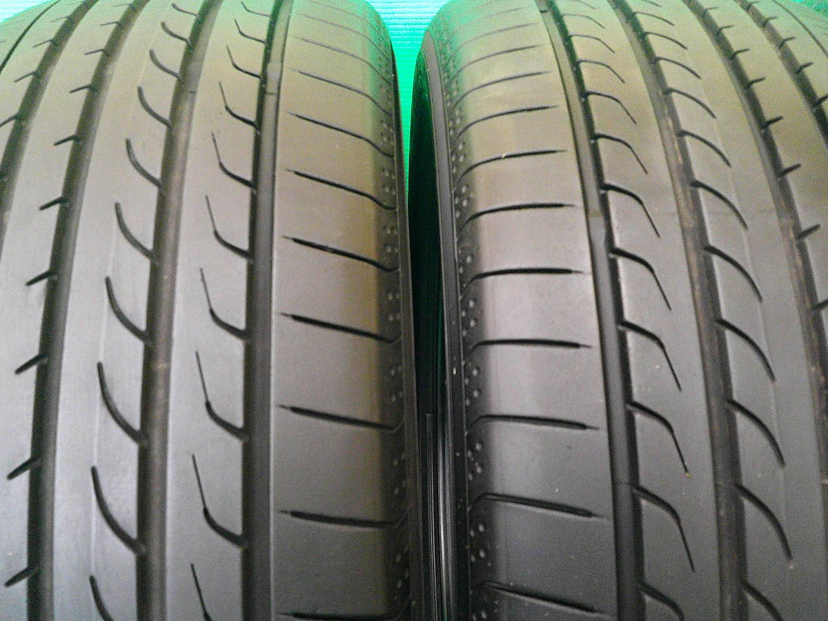 BluEarth RV-02 | 215&frasl;55R17 YOKOHAMA 215&frasl;55 BluErth RV-02、2021年 Yokohama R17、YOKOHAMA ヨコハマ - 94V 車＆バイク BluEarth-RV 中古タイヤ
