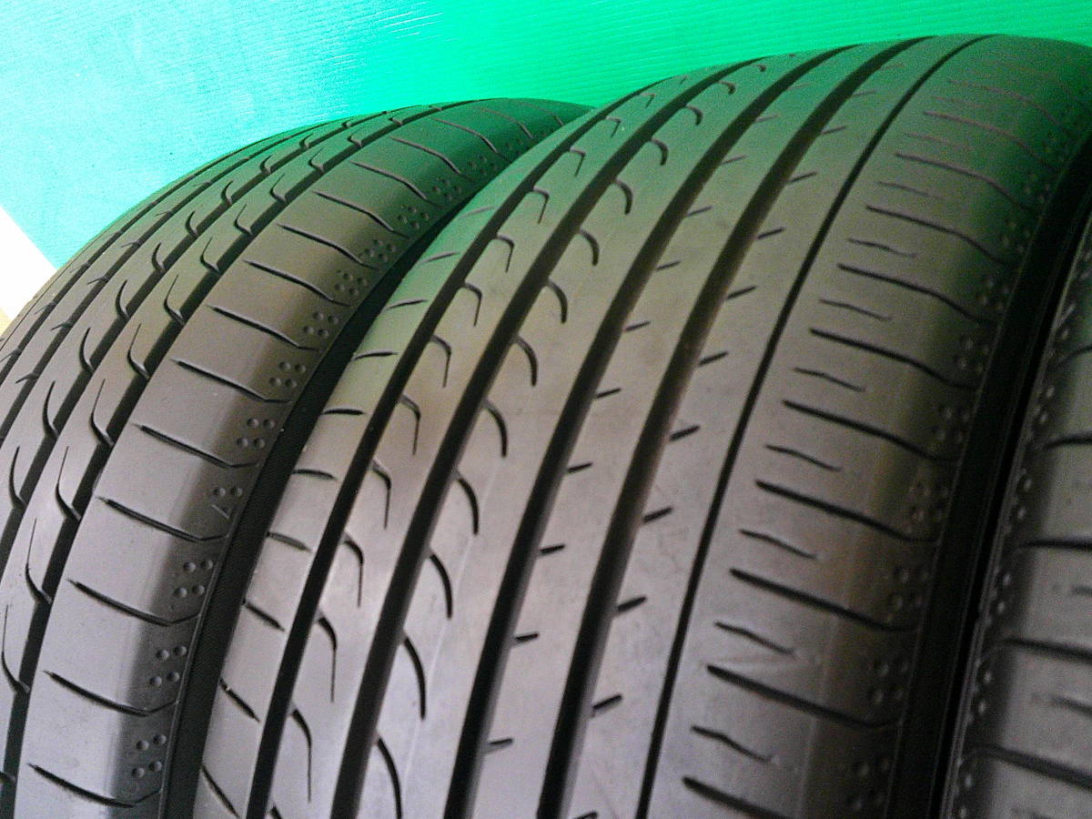 BluEarth RV-02 | 215&frasl;55R17 YOKOHAMA 215&frasl;55 BluErth RV-02、2021年 Yokohama R17、YOKOHAMA ヨコハマ - 94V 車＆バイク BluEarth-RV 中古タイヤ
