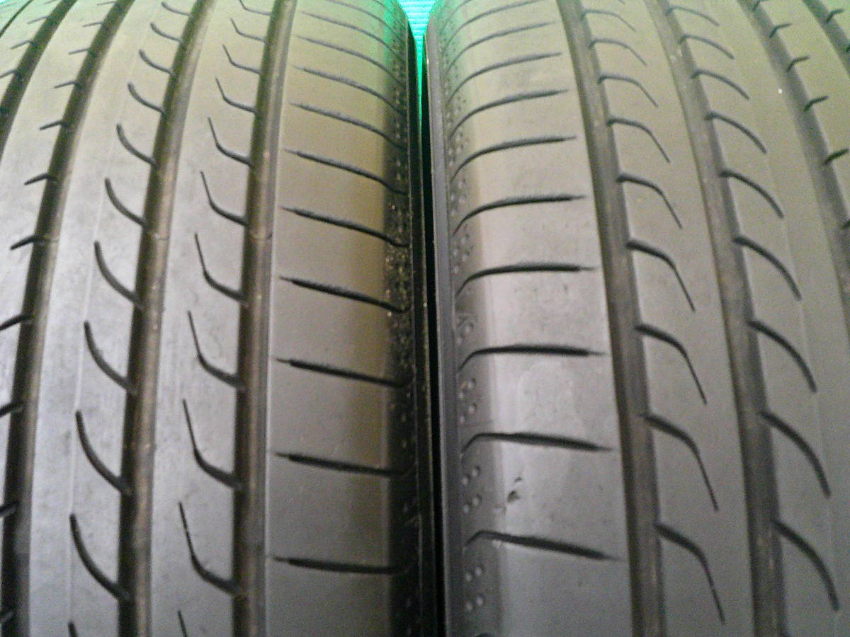 BluEarth RV-02 | 215&frasl;55R17 YOKOHAMA 215&frasl;55 BluErth RV-02、2021年 Yokohama R17、YOKOHAMA ヨコハマ - 94V 車＆バイク BluEarth-RV 中古タイヤ