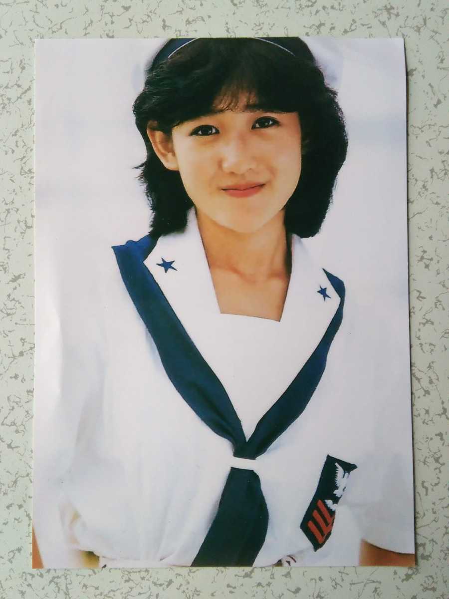 ♪ 岡田有希子さん／【カラー 11ページ】(1984年)＆【大判写真(写真