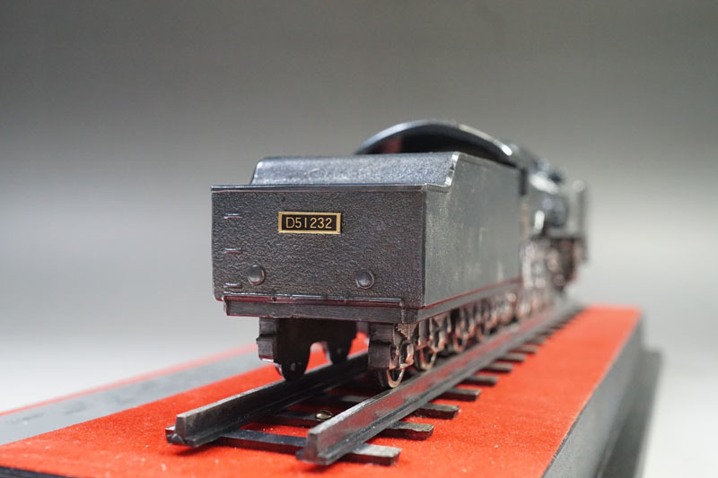 200】鉄道模型 D51型 過熱テンダー機関車 全長26.8cm 専用ケース付