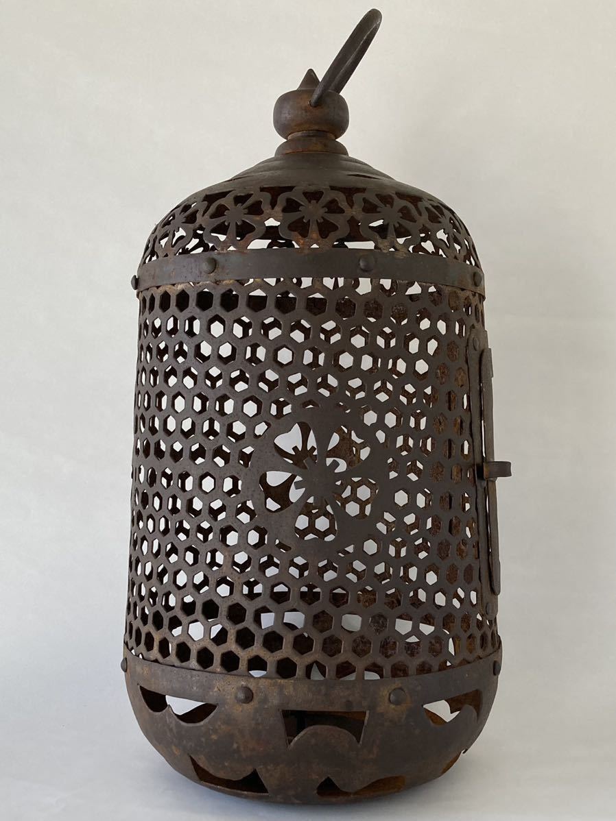 吊り灯籠 桜 透かし ◇ 高さ約37cm 古道具 古民具 古美術 骨董 吊り灯籠 桜 透かし ◇ 高さ約37cm 古道具 古民具 古美術 骨董