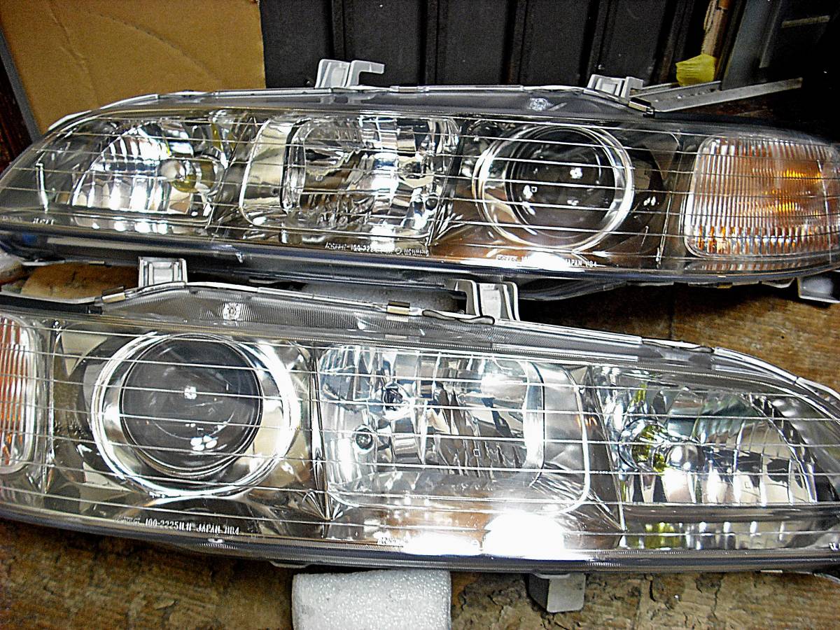 ホンダ純正 DC1 DC2 DB6 DB8 インテグラ ヘッドライト 左側 助手
