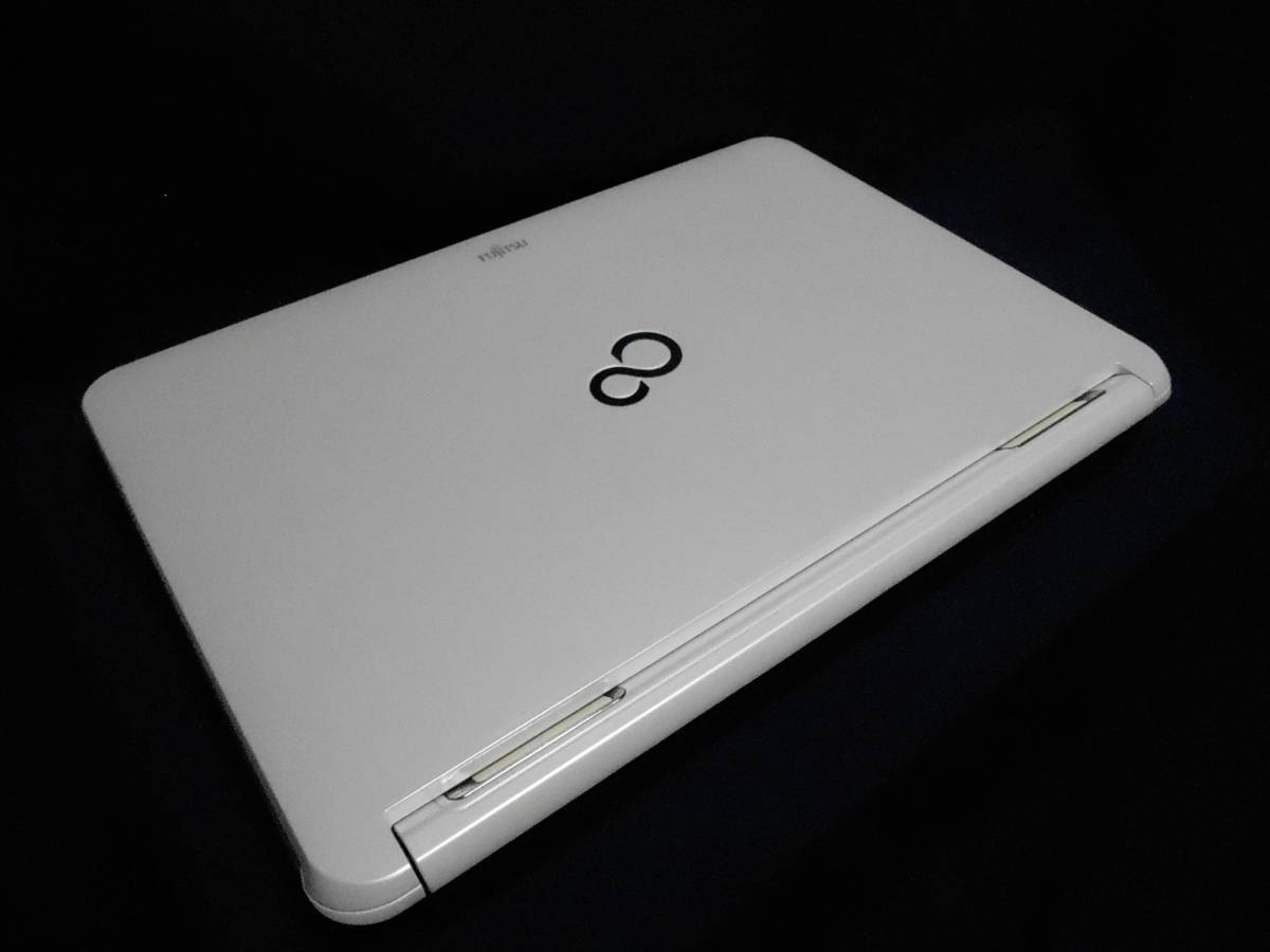 ノートパソコン 高速SSD240GB搭載 LIFEBOOK AH700/5B ノートパソコン 8
