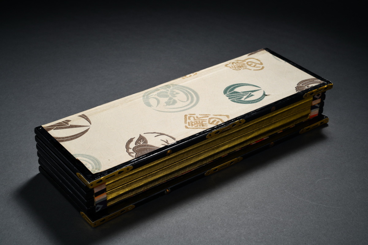 ◇鶴鳴堂◇「趙樸初書」中国書者 金箔紙に墨【佛説吉祥経屏風】 肉筆