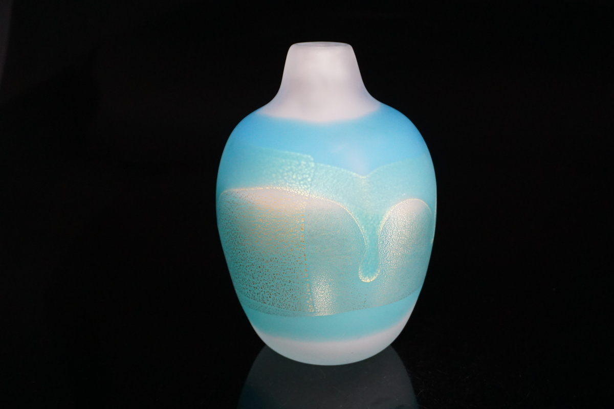 大川薫 宙吹きガラス 玻璃 花入 花瓶 高さ22.5cm 幅15.6cm 共箱