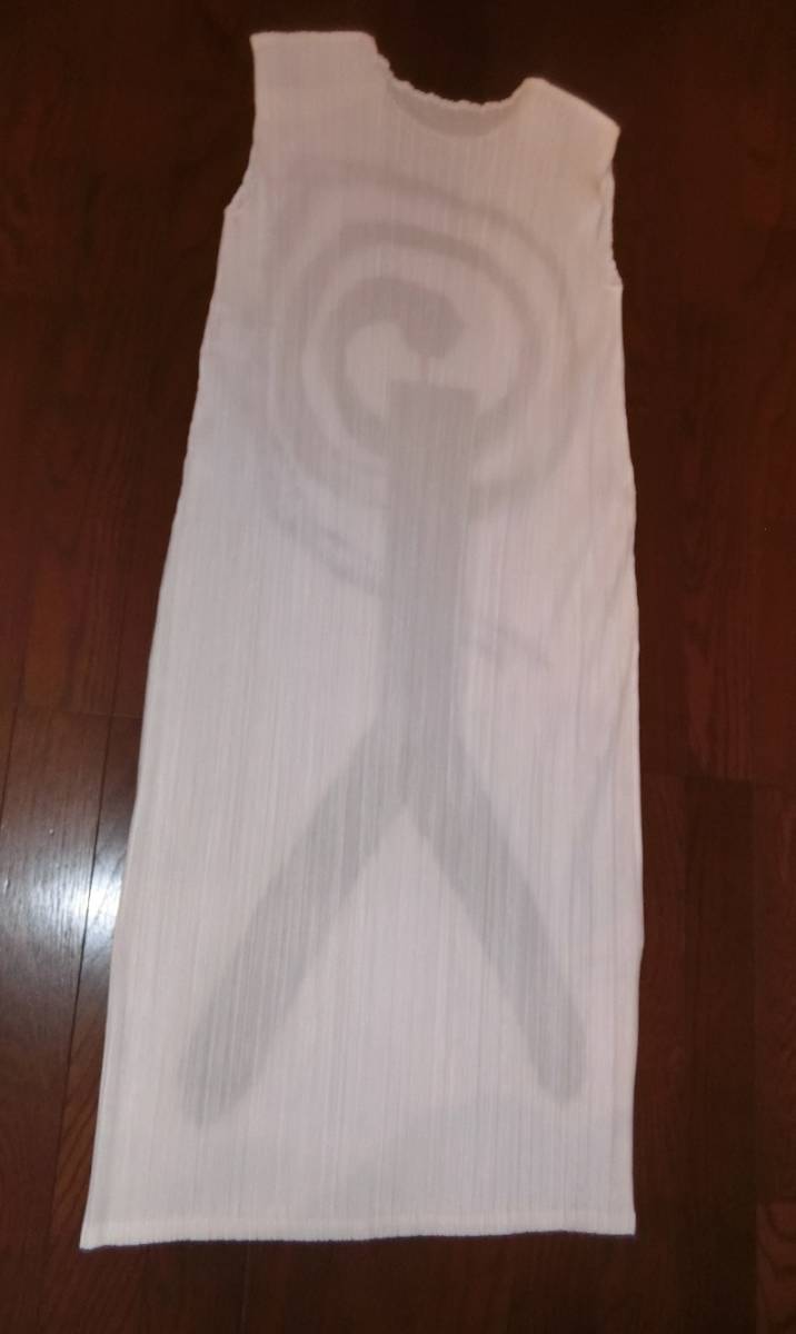 イッセイミヤケ プリーツプリーズ PLEATS PLEASE ISSEY MIYAKE × IKKO