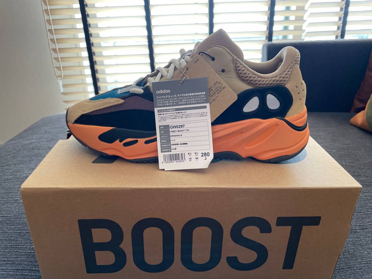 ☆GWセール☆【新品】ADIDAS YEEZY BOOST 700 ENFLAME AMBER GW0297