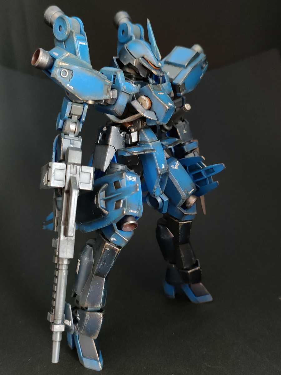 ガンプラ完成品HG シュバルベグレイズ マクギリス機 ウェザリング塗装