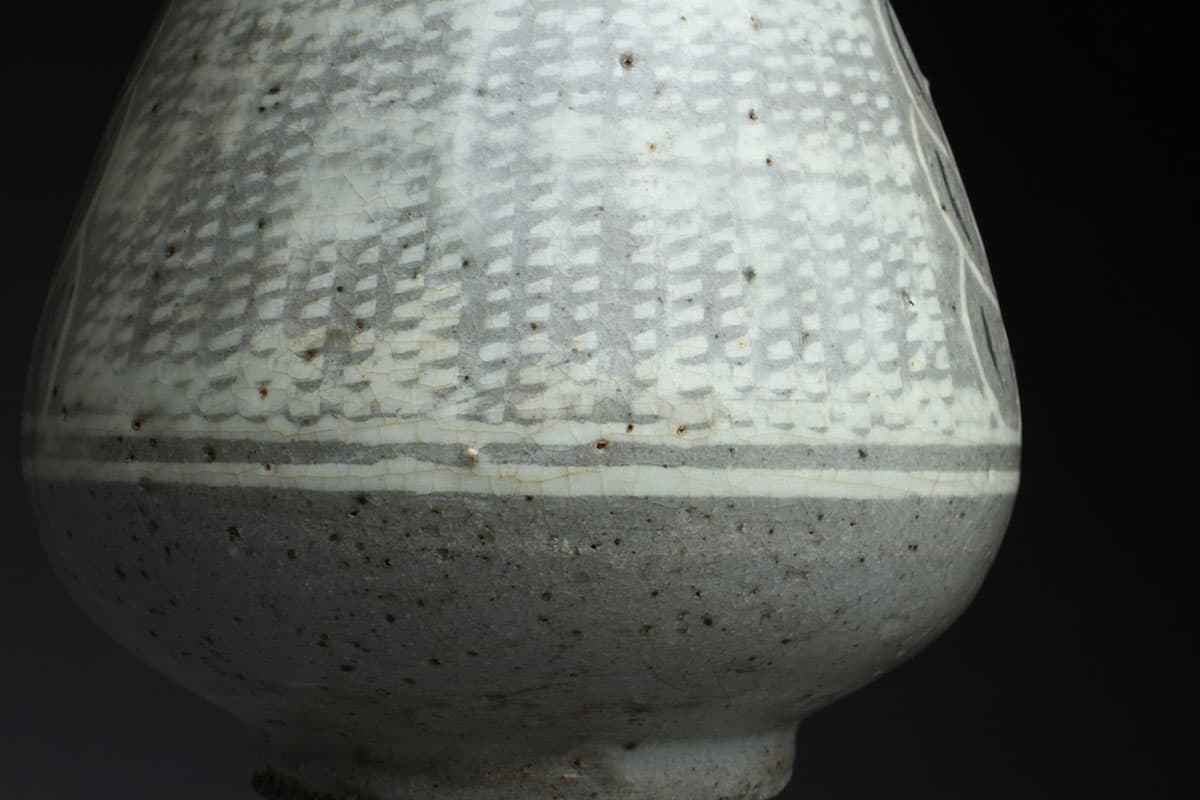高麗青磁　李朝　象嵌　時代物　徳利　花入　骨董アンティーク 李朝三島徳利の値段と価格推移は？｜1件の売買データから李朝三島徳利