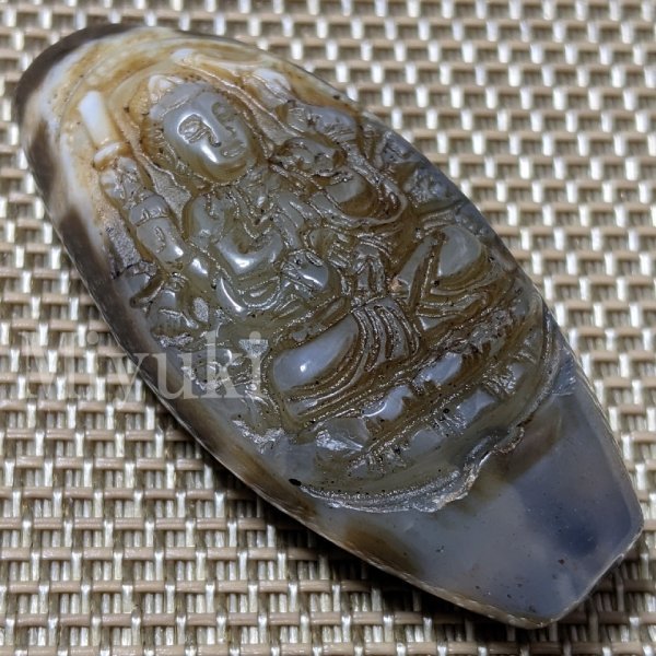 御幸天珠 Z07324 珍品 特殊天珠 一眼天珠 彫刻 54x25x13mm 馬蹄痕 1眼天珠