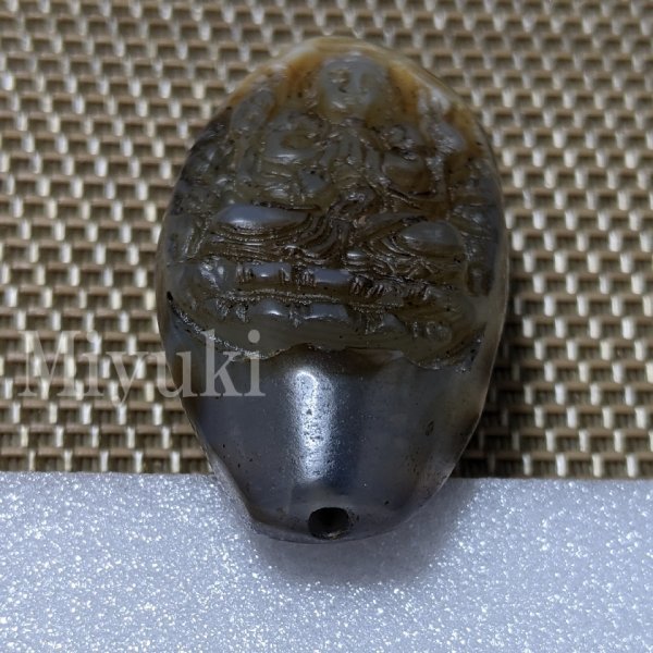 御幸天珠 Z07324 珍品 特殊天珠 一眼天珠 彫刻 54x25x13mm 馬蹄痕 1眼天珠