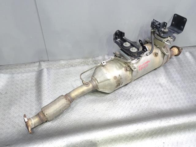 触媒 触媒コンバーター ダイナ TKG-XZU605 センター マフラー 058 N04C-UM 17406-78300 フル