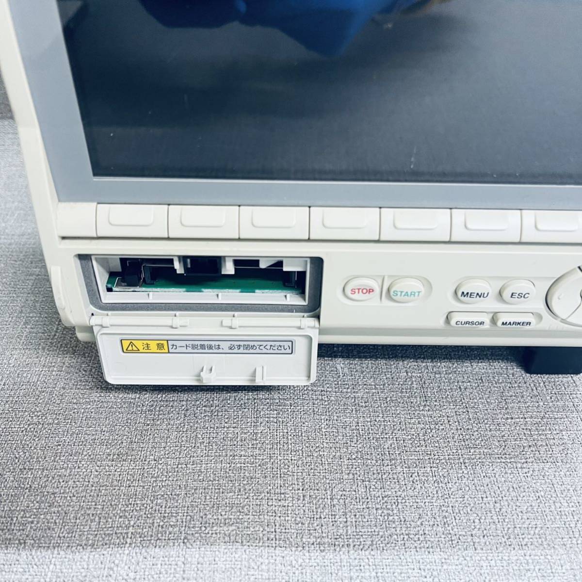 B2）KEYENCE PCリンク型高機能レコーダ GR-3500 + GR-B16（28）