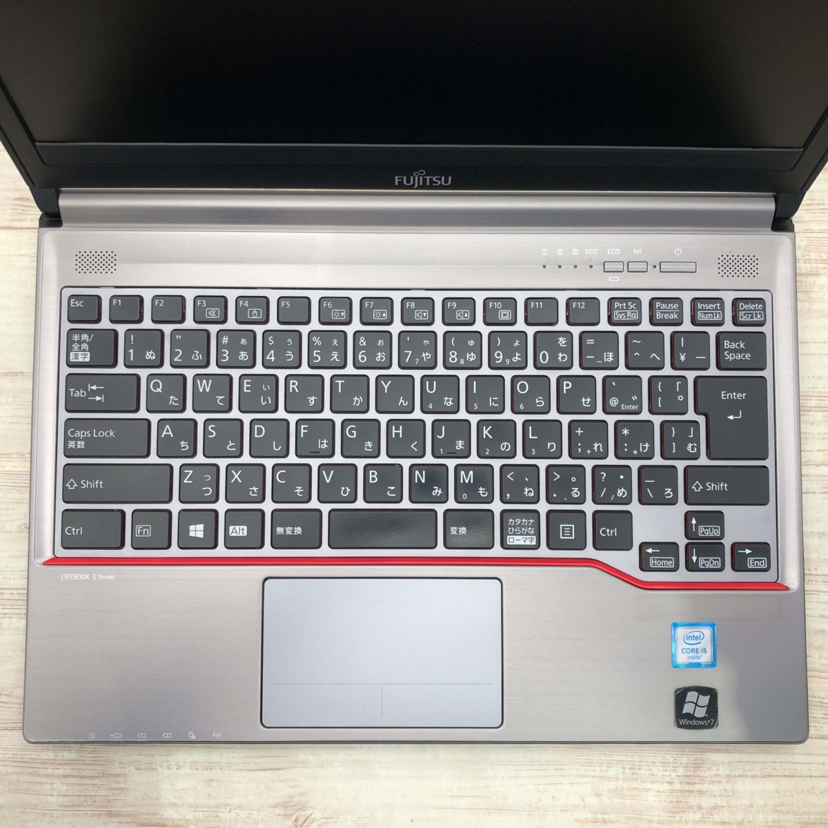 Fujitsu LIFEBOOK E736 | Overview, Specs, Details | SHI