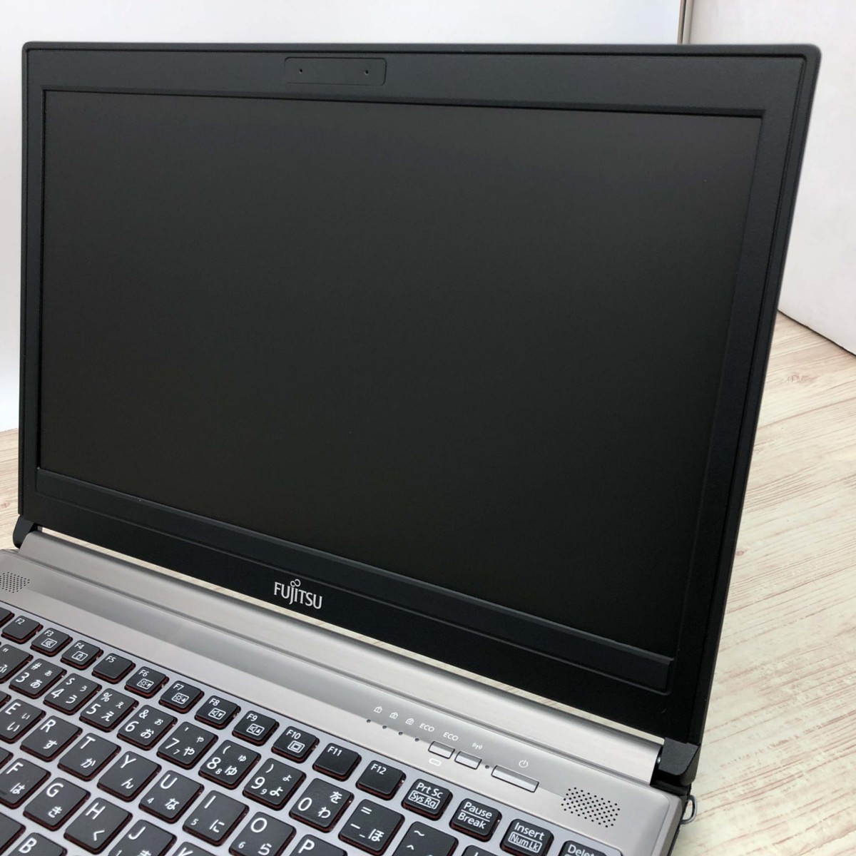 Fujitsu LIFEBOOK E736 | Overview, Specs, Details | SHI
