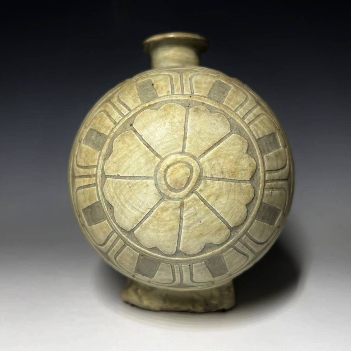李朝 朝鮮 粉青沙器 粉青沙器（ふんせいさき）とは