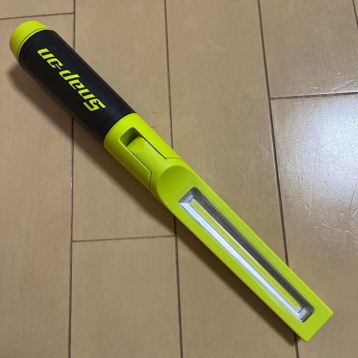 スナップオン 400ルーメン充電式スリムベンダーライトECARC041J 新品未 Tools on Yahoo スナップオン 400ルーメン充電式スリムベンダーライトライトECARC041HVJ 新品未使用品