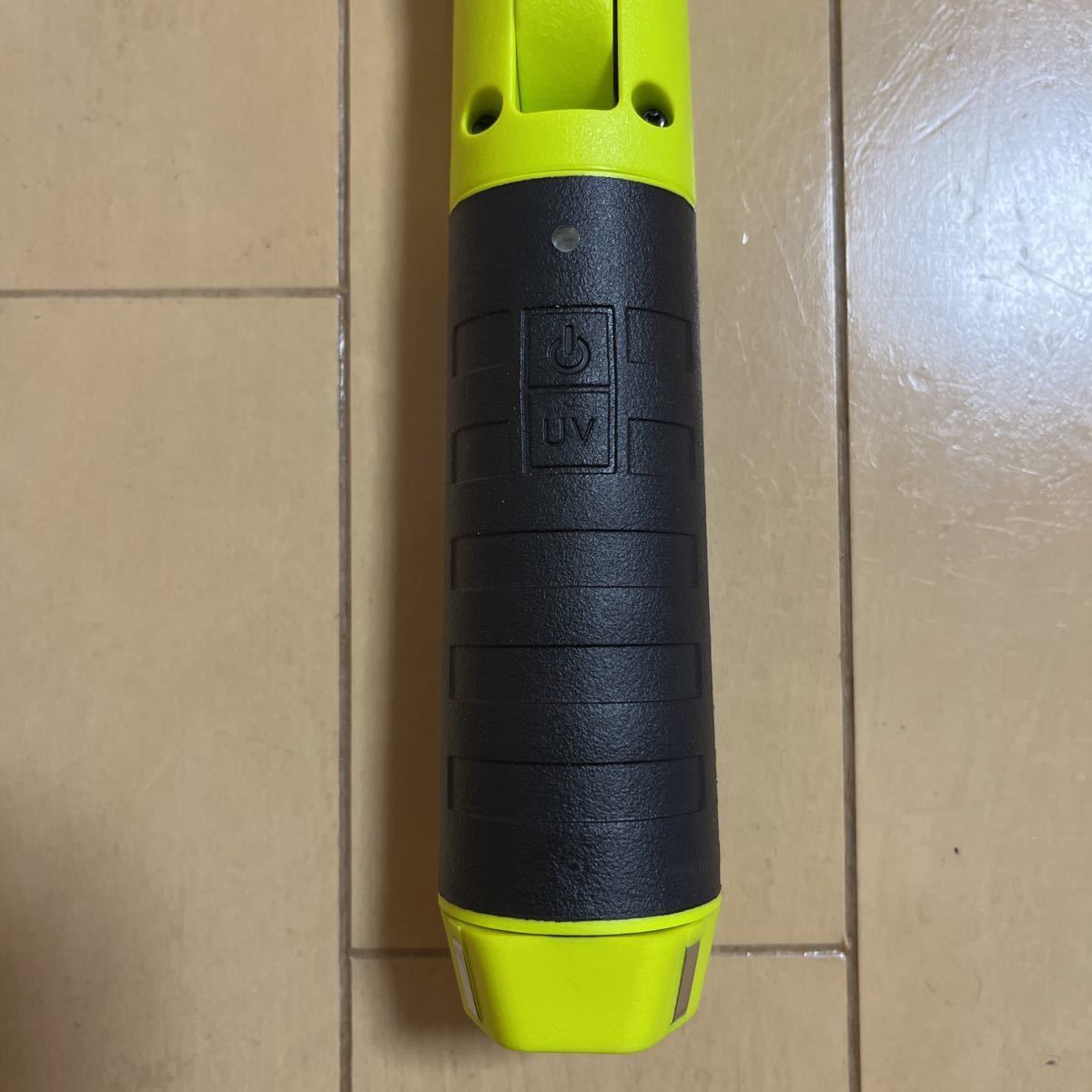 スナップオン 400ルーメン充電式スリムベンダーライトECARC041J 新品未 Tools on Yahoo スナップオン 400ルーメン充電式スリムベンダーライトライトECARC041HVJ 新品未使用品