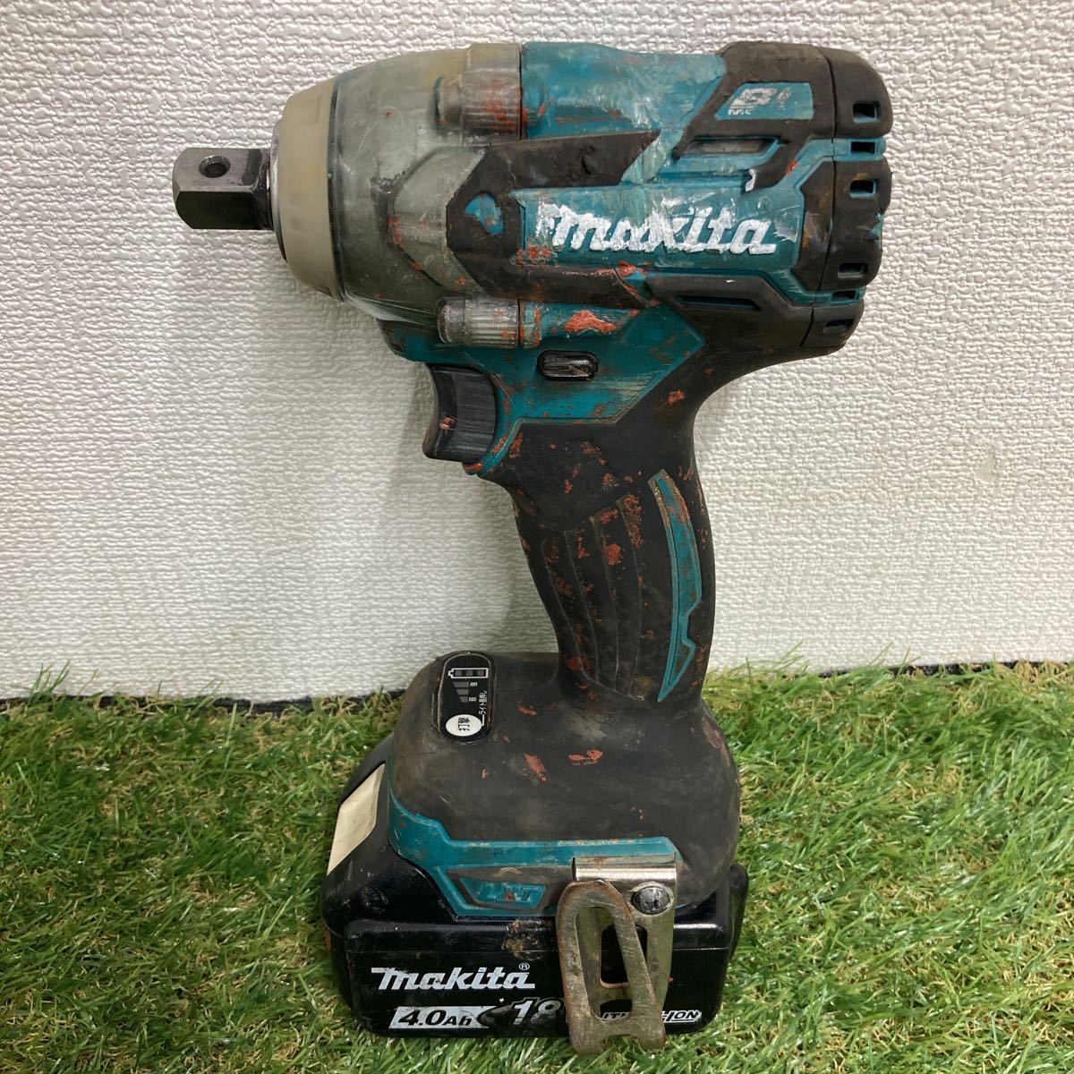 ☆【現状品】makita マキタ インパクトレンチ 電動工具 TW281D  