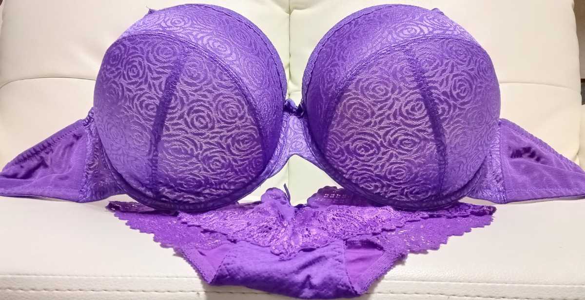 格安，正規品 Ｍカップ 超 特大 どデカップブラ クリーニング済み 補正用下着 つるサラ メタリック薔薇模様の織柄 ブラジャー&パンティ(Eカップ以上)｜売買されたオークション情報、yahooの商品情報を ブラジャー