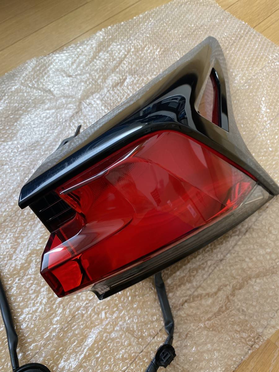 美品 E・HEROシャイニング・フレア・ウィングマン プリズマ PSA10 美品 E・HEROシャイニング・フレア・ウィングマン プリズマ PSA10
