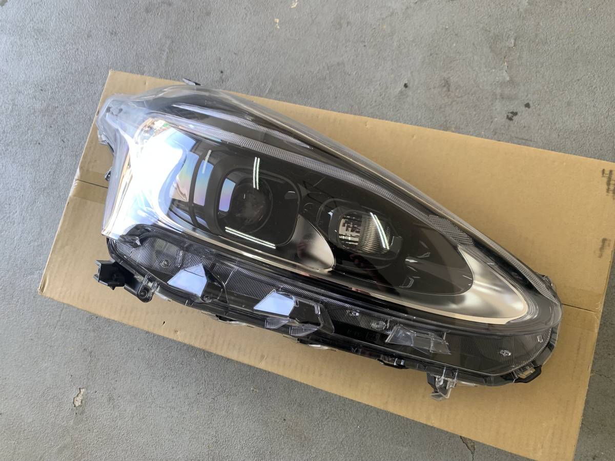 セール，本物保証 トヨタ シエンタ 170 後期 純正 右側 ヘッドライト LED(ヘッドライト)｜売買されたオークション情報、yahooの商品情報をアーカイブ公開 - オークファン トヨタ用
