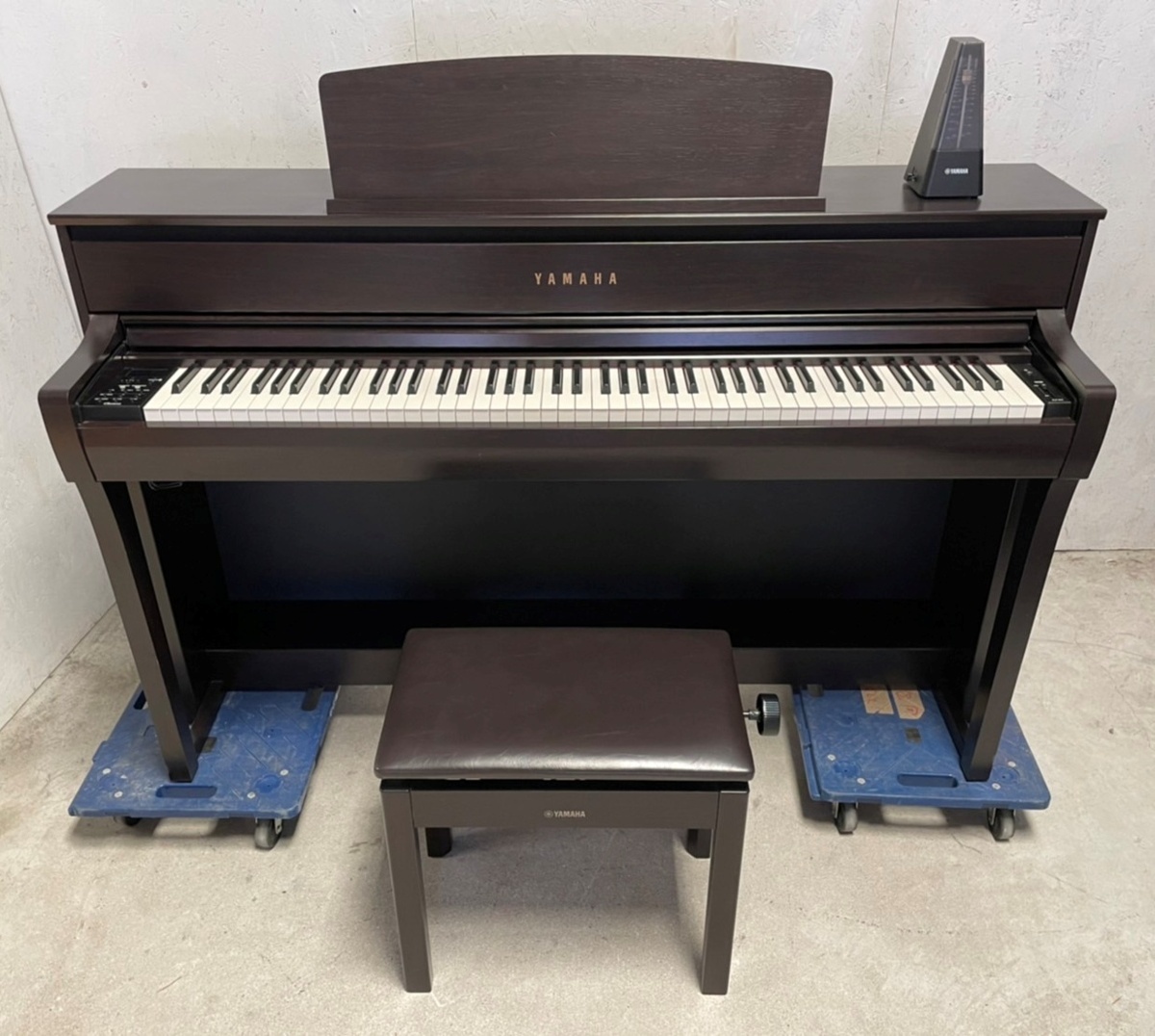 【東大阪発】引取or自社便配送 YAMAHA/ヤマハ 電子ピアノ Clavinova クラビノーバ CLP-675R 88鍵盤 ニューダークローズウッド調