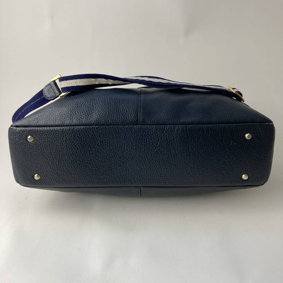 1円〜 ATAO アタオ ハンドバッグ エルビィ elvy エルヴィ レザー 革 