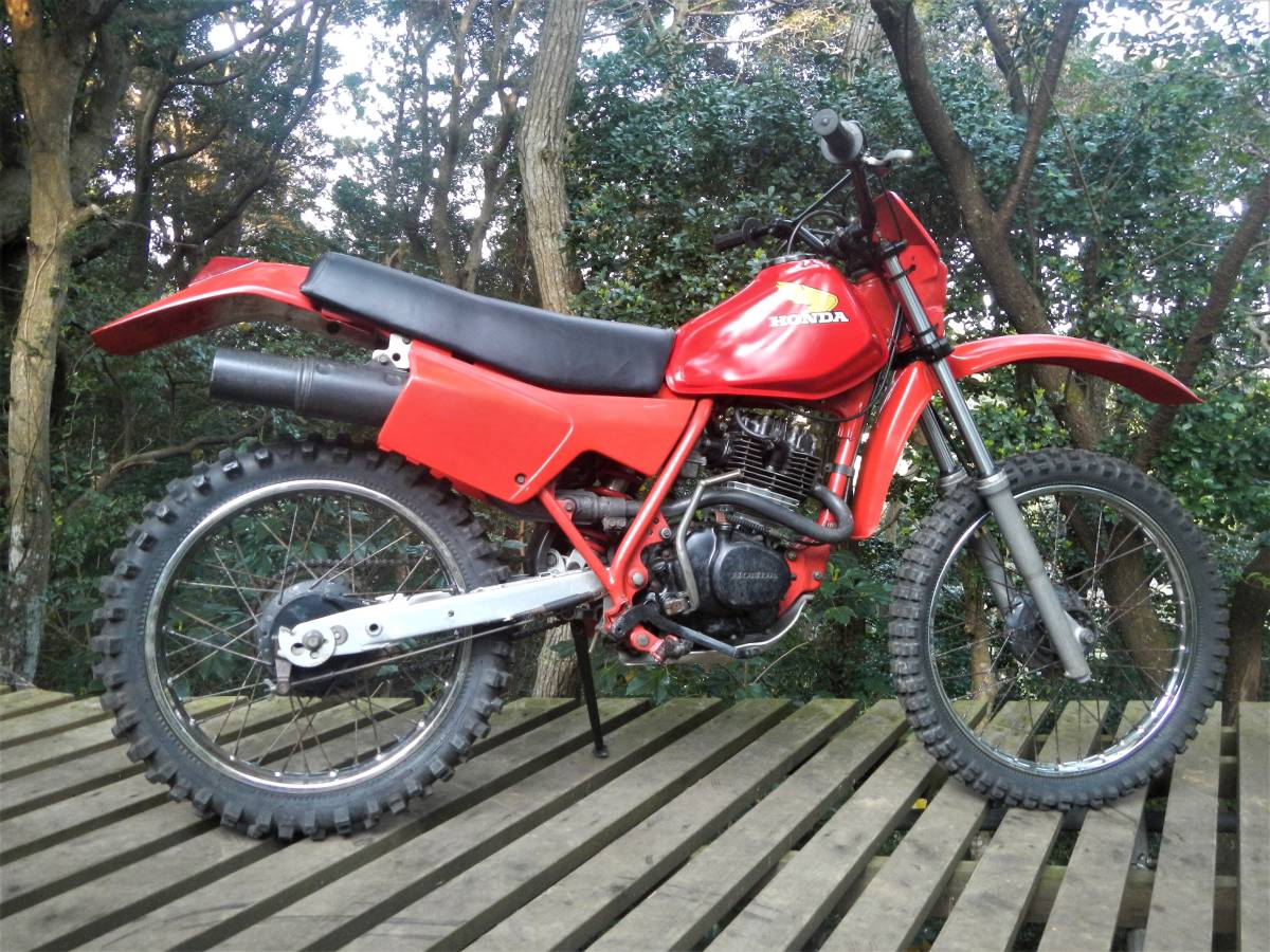 ホンダXL125R（JD04）プレイバイク仕様 再生中 エンジン不動 ジャンク 