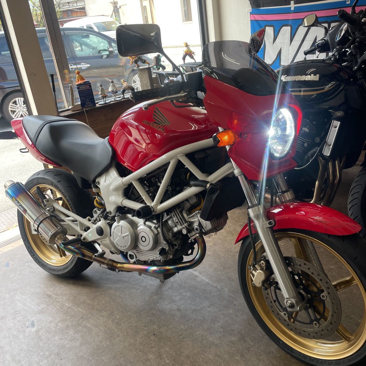 【爆買い，2026】 フルエキマフラーなどカスタム多数 VTR250 検索 CB250F CBR250R CB VT VTR VTZ CBR(126cc-250cc)｜売買されたオークション情報、yahooの商品情報をアーカイブ公開 - オークファン 126cc-250cc