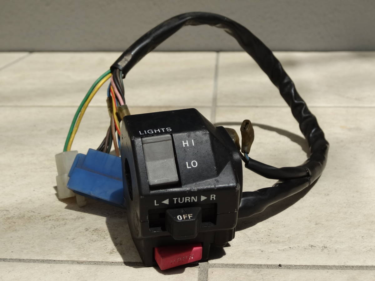 Fz750 左スイッチ スイッチボックス ハンドルスイッチ パッシング無し 1ae 逆車 検索 1fm 3ks 2mg Fz Fzr ヤマハ用 売買されたオークション情報 Yahooの商品情報をアーカイブ公開 オークファン Aucfan Com