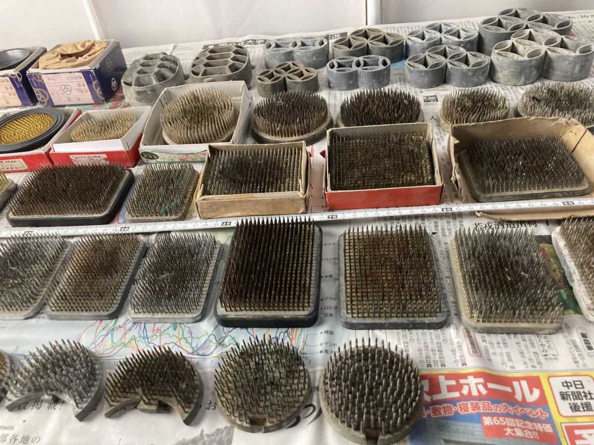 K A3 1円スタート 剣山50個 その他10個 花留め 花止め 亀 錫製 華道 茶道 生け花 生花 花瓶 水盤 おしゃれ 大量 セット 生花 売買されたオークション情報 Yahooの商品情報をアーカイブ公開 オークファン Aucfan Com K A3 1円スタート 剣山50個 その他10個 花留め 花止め 亀 錫製 華道 茶道 生け花 生花 花瓶 水盤 おしゃれ 大量 セット 生花 売買されたオークション情報 Yahooの商品情報をアーカイブ公開 オークファン Aucfan Com