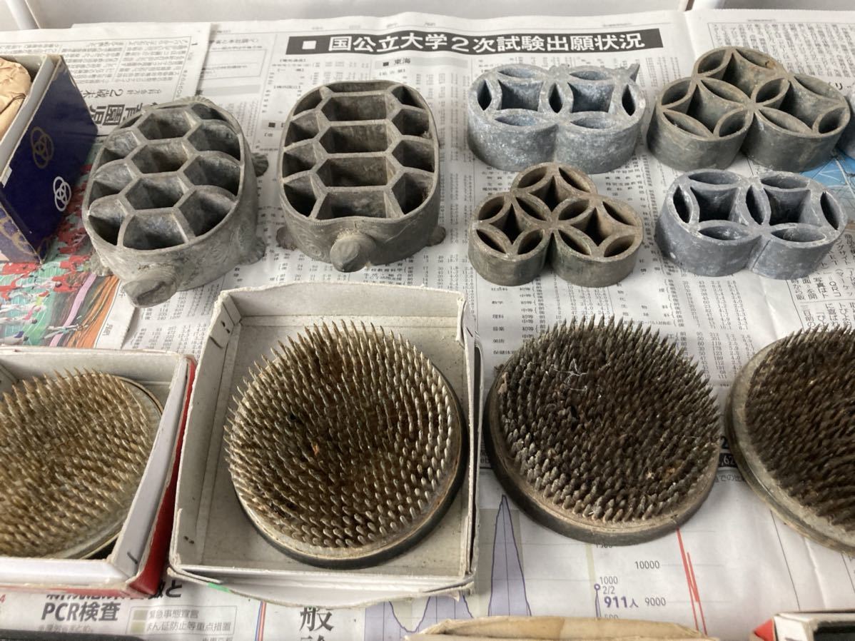 K A3 1円スタート 剣山50個 その他10個 花留め 花止め 亀 錫製 華道 茶道 生け花 生花 花瓶 水盤 おしゃれ 大量 セット 生花 売買されたオークション情報 Yahooの商品情報をアーカイブ公開 オークファン Aucfan Com K A3 1円スタート 剣山50個 その他10個 花留め 花止め 亀 錫製 華道 茶道 生け花 生花 花瓶 水盤 おしゃれ 大量 セット 生花 売買されたオークション情報 Yahooの商品情報をアーカイブ公開 オークファン Aucfan Com