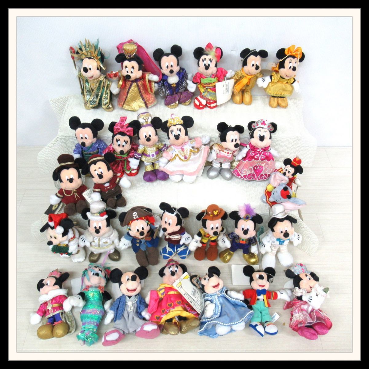 ディズニー ミッキー ミニー ぬいぐるみバッジ セット プリンセス 