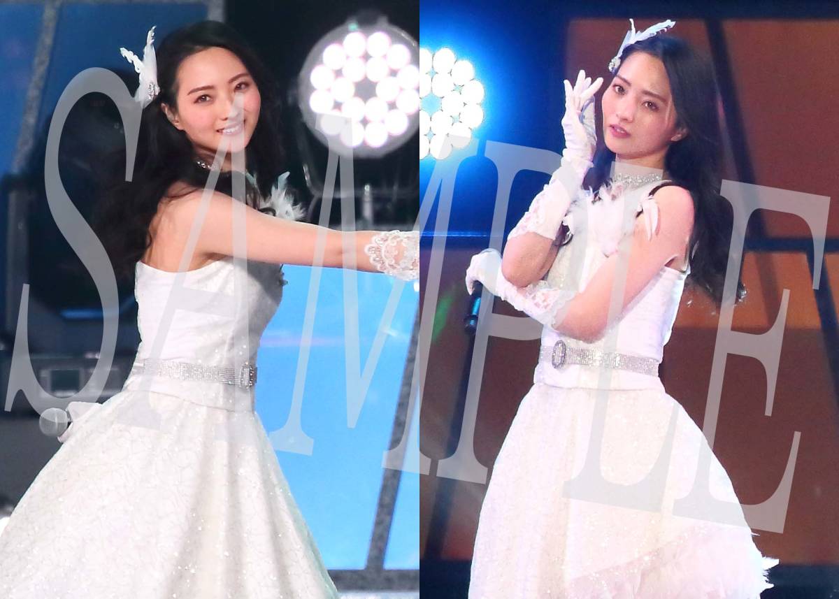 クララ/ClariS「オダイバ!!超次元音楽祭-2022」生写真_1