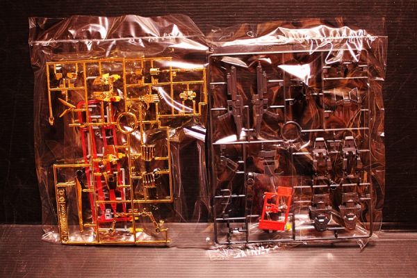 1/100 MBF-P01 GUNDAM ASTRAY GOLD FRAME GOLD Plating[ガンダム