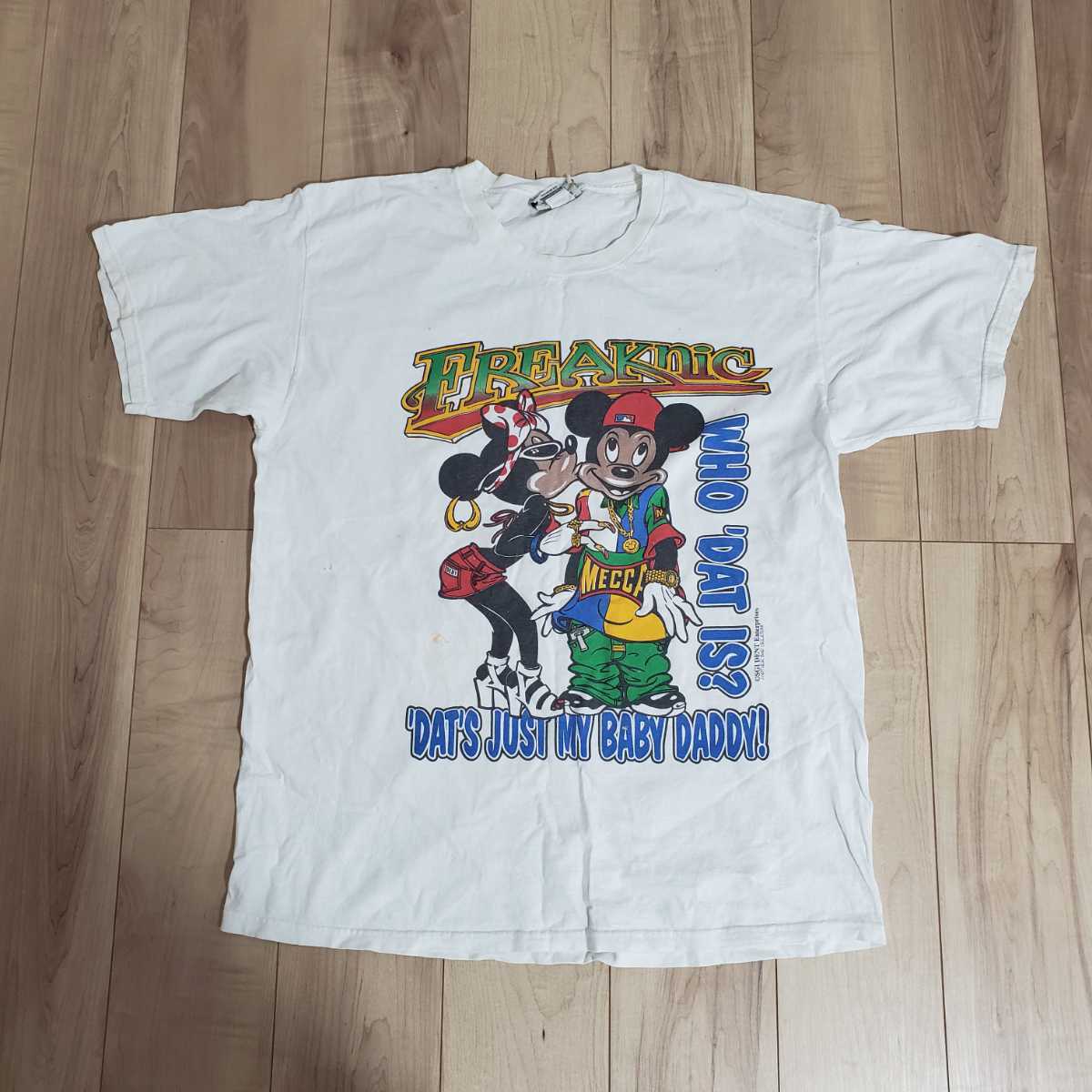 100%新品，HOT 90s FREAKNIC Tシャツ FREAKNIK 2PAC RAP TEE PUFF DADDY SNOOP DOGG EMINEM JERRY LORENZO DR.DRE SADE BIGGIE TLC WU-TANG NAS AALIYAH(Tシャツ)｜売買されたオークション情報、yahooの商品情報をアーカイブ公開 - オークファン Tシャツ